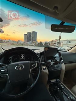 تويوتا لاندكروزر